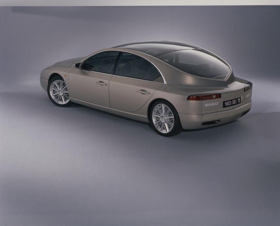  Renault Initiale Concept 1995 года  (фото 5 из 7)